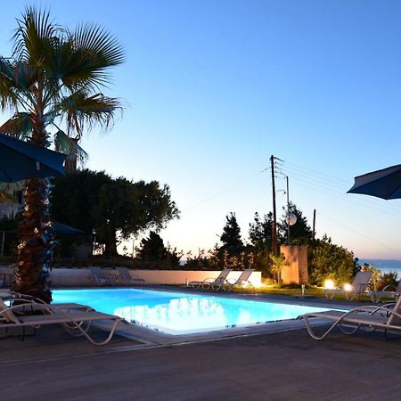 Pine Resort ポリフロノ エクステリア 写真